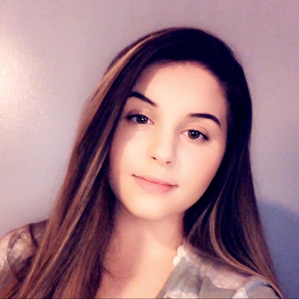 Meet your Posher, Brittney